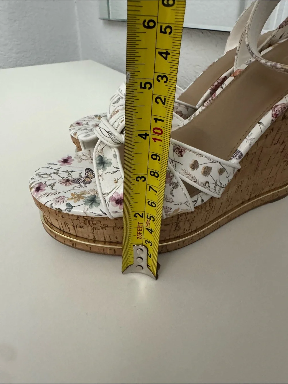 Aldo White and Butterfly Floral Cork Platform Wedges Pillow Walk  Comfort NWOB